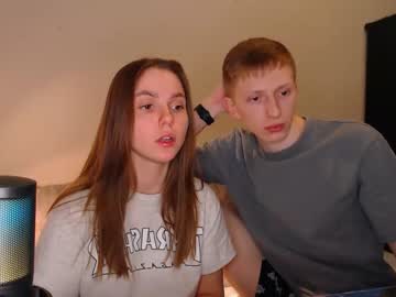 couple Chaturbate Cam Girls with julsweet