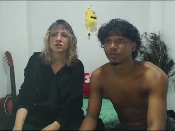 couple Chaturbate Cam Girls with ellie_andy